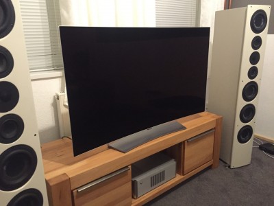 oled.jpg