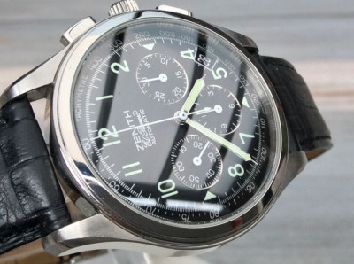 Zenith El Primero Automatic 1990-1999 (cc catawiki).jpg