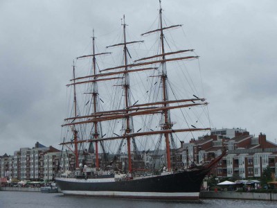 Die Sedov