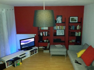 man beachte die blaue LED Hintergrundbeleuchtung...Männer bleiben halt immer ein Stück Spielkind :-)