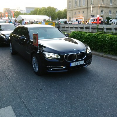IMG_20150603_203114 - Kopie.jpg (501.54 KiB) 665 mal betrachtet Staatskarosse